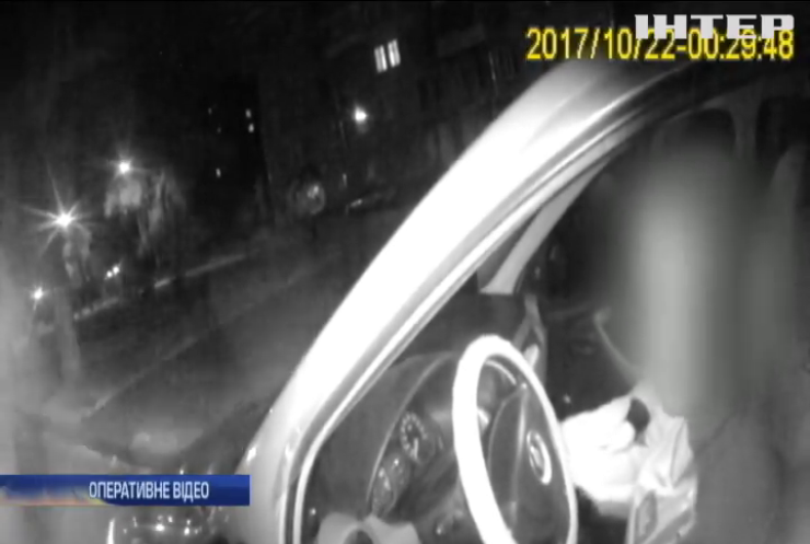 У Запоріжжі нетвереза жінка влаштувала нічні перегони з поліцією (відео)