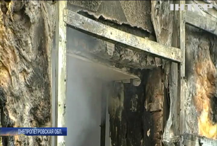 Под Днепром сожгли сельсовет после выборов в территориальную громаду