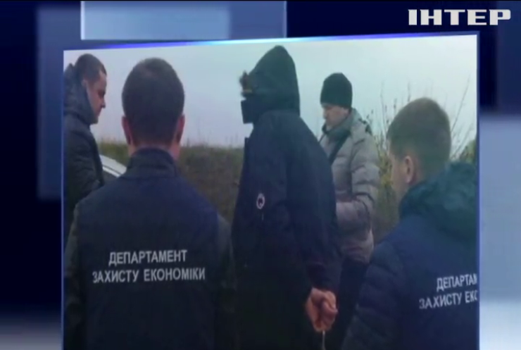 В Ривненской области прокурора задержали на взятке 