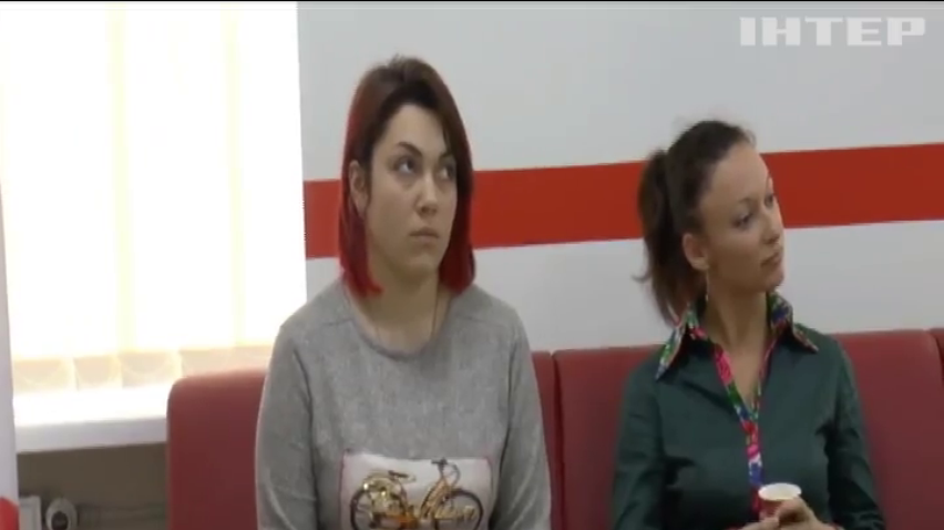 У Сумах читали вірші українською та здавали кров для дітей