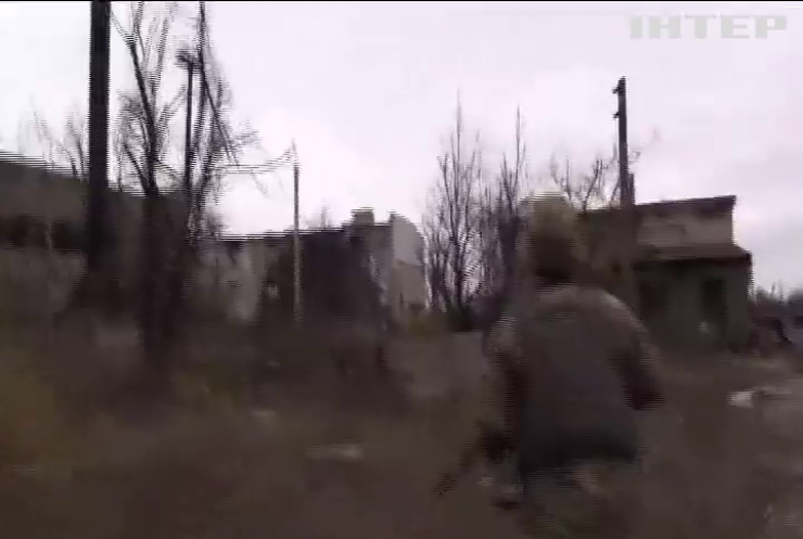 Поблизу Новотроїцького армієць підірвався на вибуховому пристрої