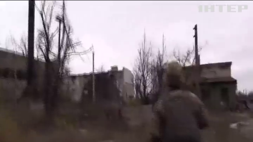 Поблизу Новотроїцького армієць підірвався на вибуховому пристрої