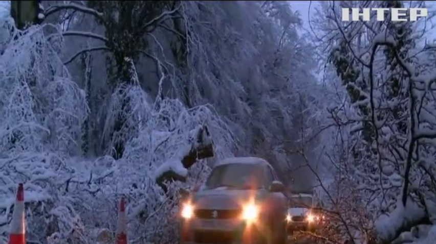 Негода у Європі: снігопади паралізували транспорт