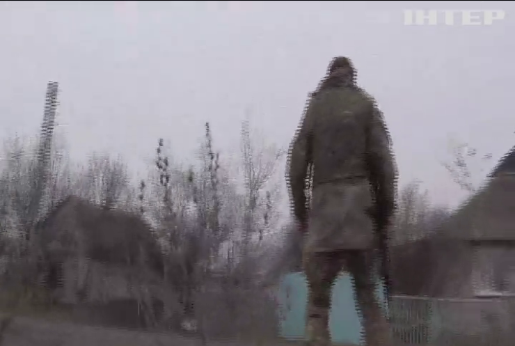 На Донбасі захисників шахти Бутівка обстріляли з танка