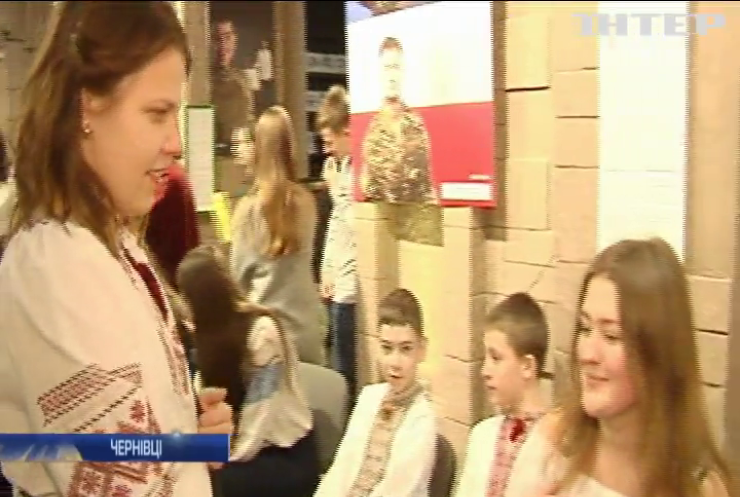 Студенти Чернівців поворожили за традиціями гуцулів (відео)