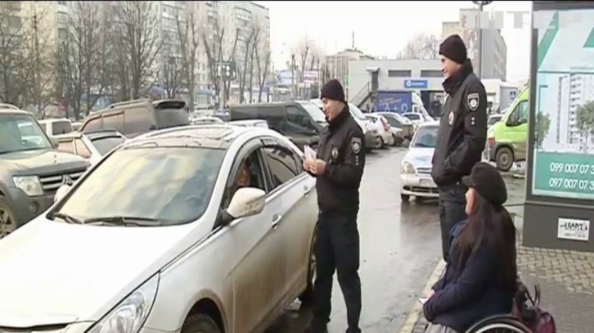 У Чернівцях патрульні та активісти закликали водіїв не сідати за кермо напідпитку