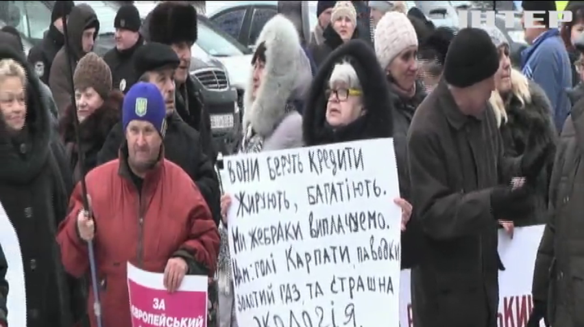 Жителі Полтави вимагають достойних пенсій і зарплат