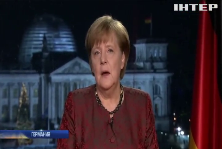 Германия и Франция будут объединять Евросоюз - Меркель