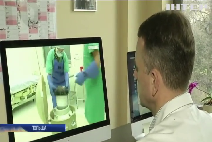 Лікар у Польщі відновлює суглоби за допомогою стовбурових клітин