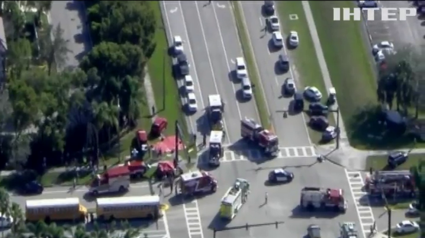 У школі Флориди нападник убив 17 людей 