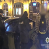 У Києві затримали авто із озброєними молодиками