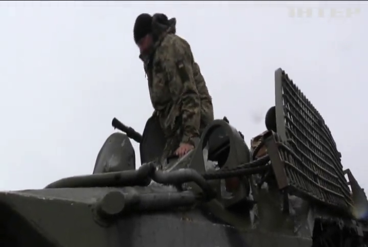 Війна на Донбасі: під час обстрілів бойовики поранили бійця ЗСУ