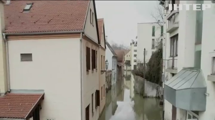 У Хорватії через повені оголосили надзвичайний стан (відео)