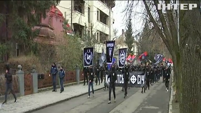 Жители Ужгорода памятным маршем отметили 79 годовщину Карпатской Украины