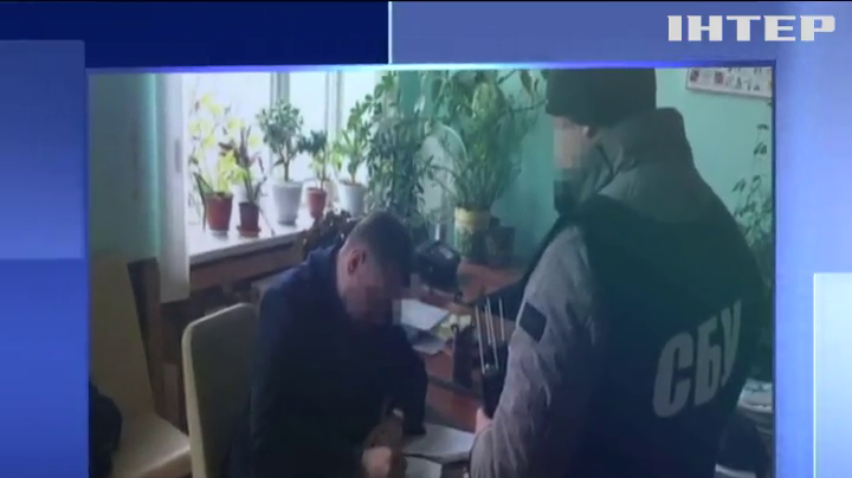 На Житомирщині спіймали чиновників