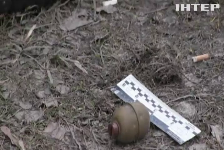 На Сумщині перехожі знайшли гранату серед міста