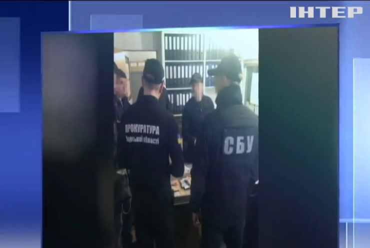 В Одесской области чиновники вымогали взятки у владельцев "евроблях"