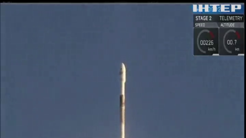 Space X запустила нову ракету із вантажем у космос