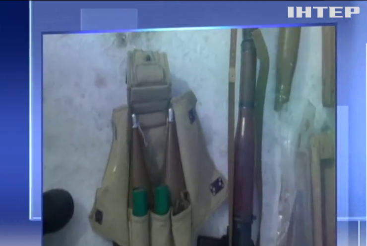 Схованки зі зброєю виявили біля лінії розмежування у Станично-Луганському районі