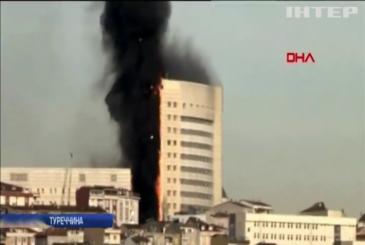 У Стамбулі горіла лікарня