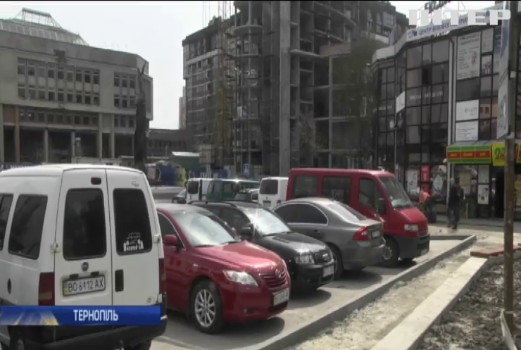 Махінатори з Тернопільщини здавали в лізинг фейкові авто