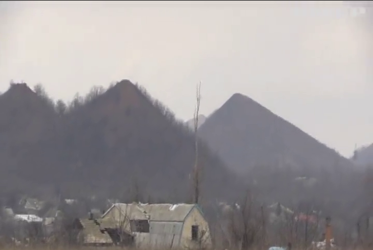 Війна на Донбасі: штаб АТО зафіксував 45 ворожих обстрілів