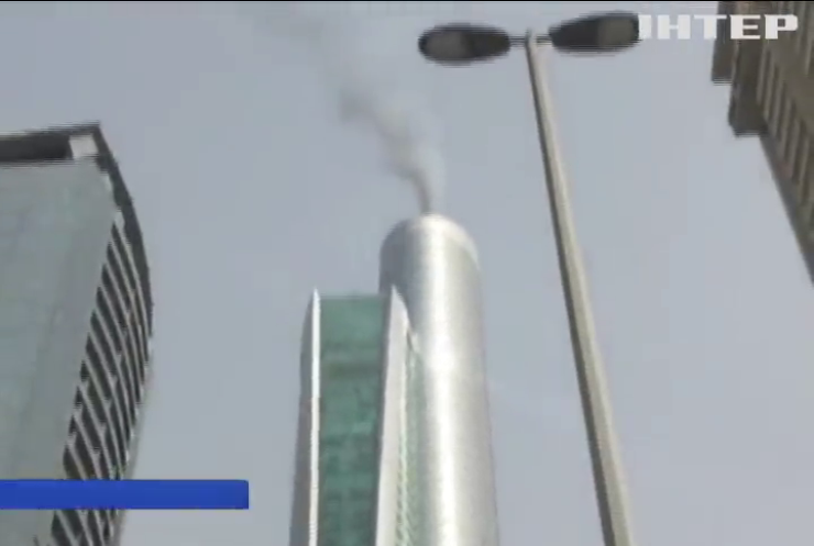 У Дубаї загорівся один з найвищих хмарочосів (відео)