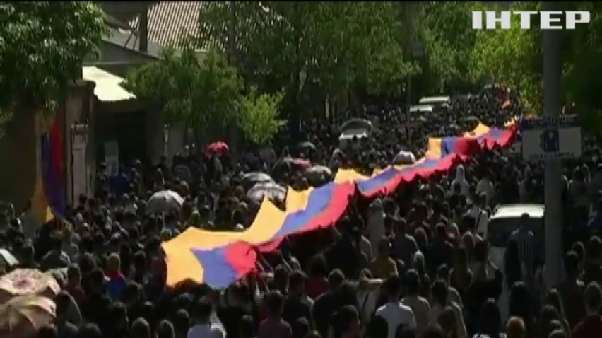 У Вірменії поновилися акції протесту