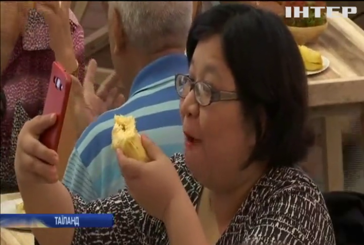 В Таїланді пройшов фестиваль диво-фруктів (відео)