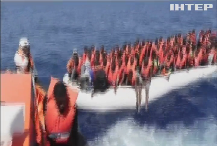 Біля берегів Тунісу затонув корабель з біженцями