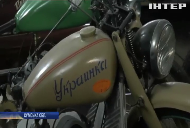 Українець продемонстрував власний музей автівок (відео)