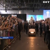 Папа Римський зібрав десятки тисяч людей на службі у Женеві