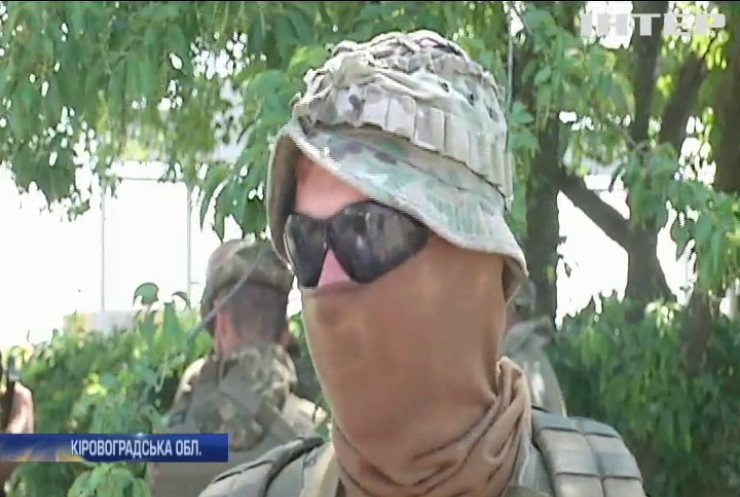 Резервісти спецназу знешкоджували диверсантів на навчаннях (відео)