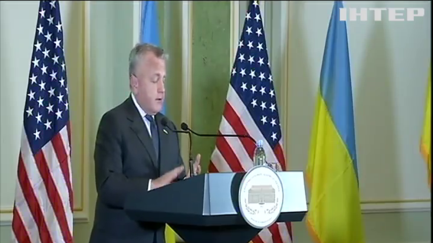 На саміті НАТО обговорять ситуацію в Україні