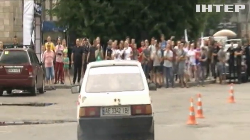 Гонки автолюбителей: В Черкассах проходит ралли на серийных автомобилях