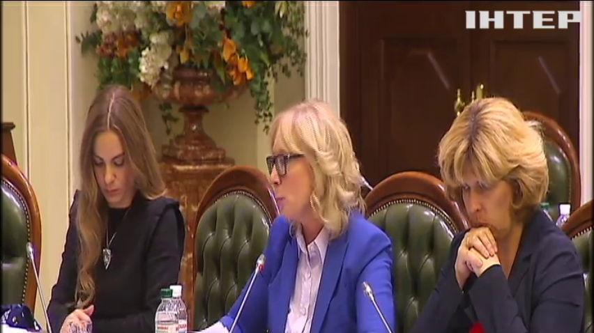 Українського омбудсмена не допустили до політв'язнів у Росії