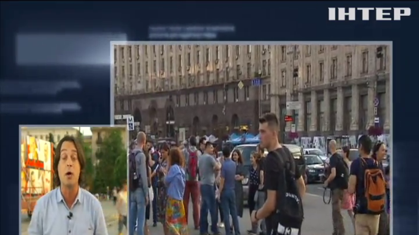 День рождения  Олега Сенцова: на Майдане Независимости прошли акции в поддержку украинского политзаключенного