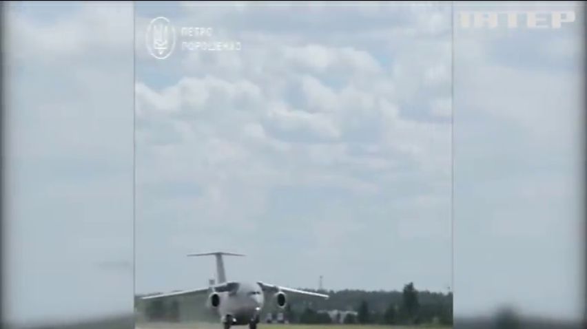 Гордость Украины: Порошенко поделился видео показательного полета Ан-178