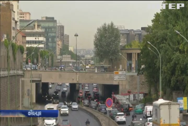 Спека у Парижі: влада встановила ліміт швидкості для автівок