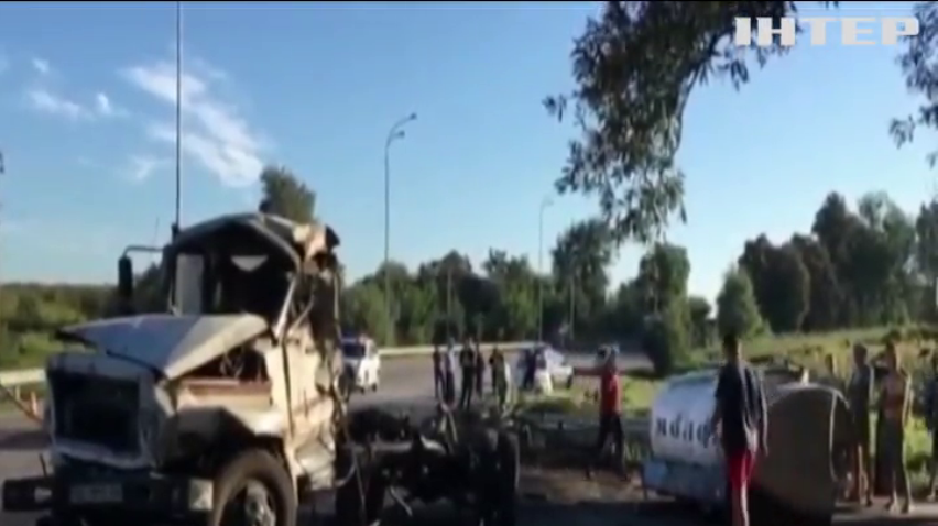 Под Ривне в ДТП заживо сгорел водитель грузовика