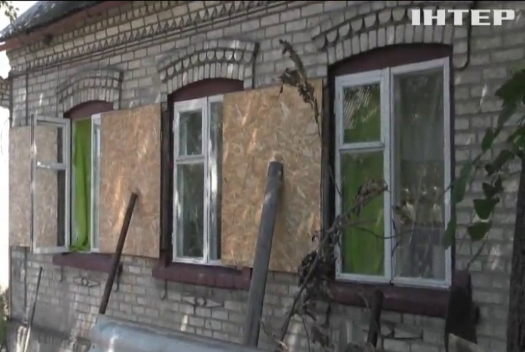На Донбасі поранило двох військових