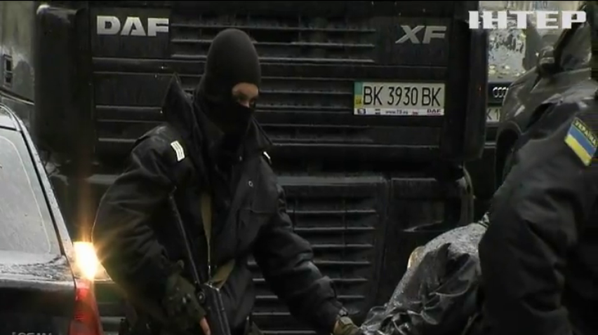 "Калаш" за 1000 гривен: как остановить нелегальную продажу оружия в Украине?