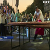На фестивалі барбекю у Сербії приготували найбільшу бургерну котлету