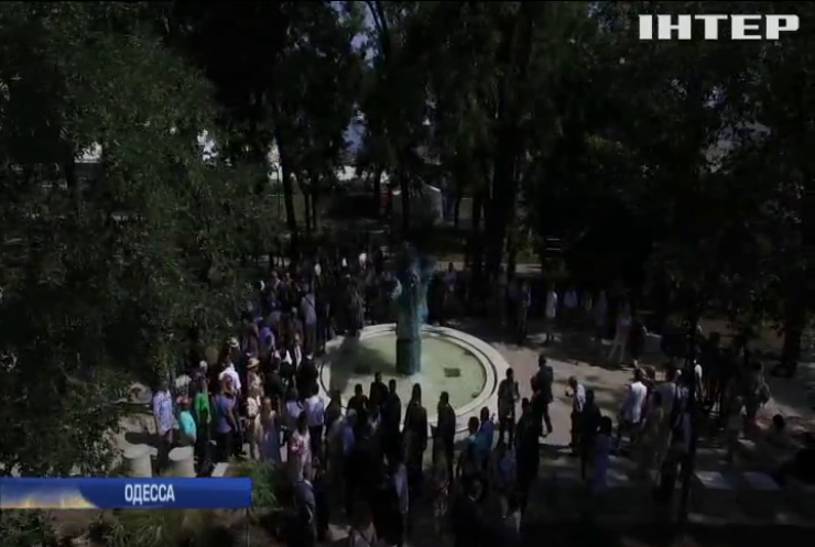 Благотворительная организация "Фонд Бумбураса" ко Дню города восстановила Греческий парк в Одессе