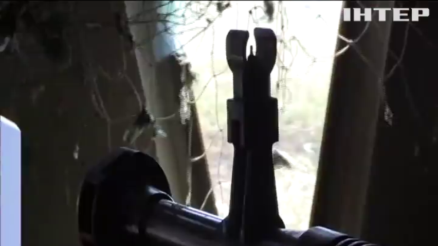 На Донбасі поранили трьох військових