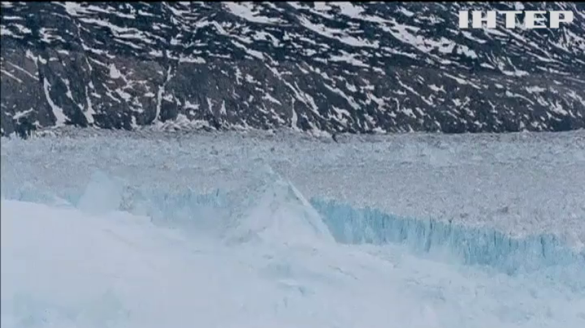 У Гренландії від льодовика Гельгейм відколовся велетенський айсберг