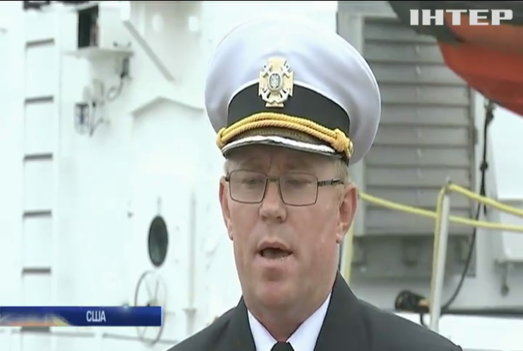 Берегова охорона США передала Україні військових катери "Айленд"