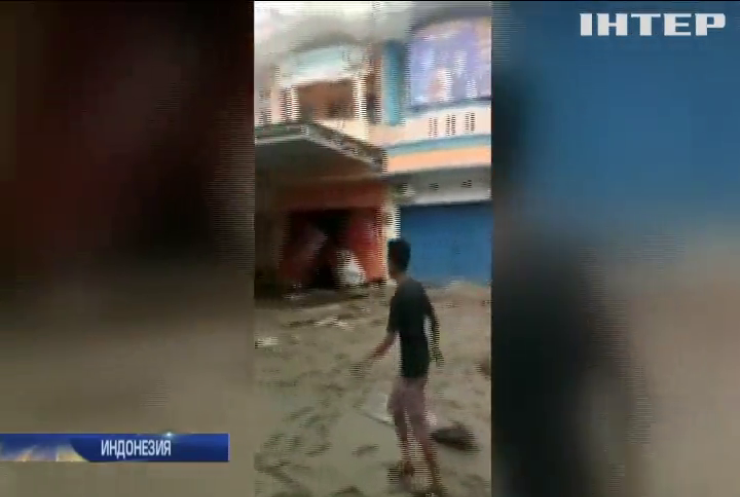 Волна-убийца: в Индонезии на пляже погибли сотни людей