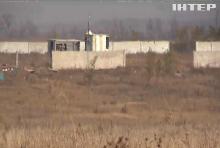 На Донбасі поранили трьох військових ЗСУ
