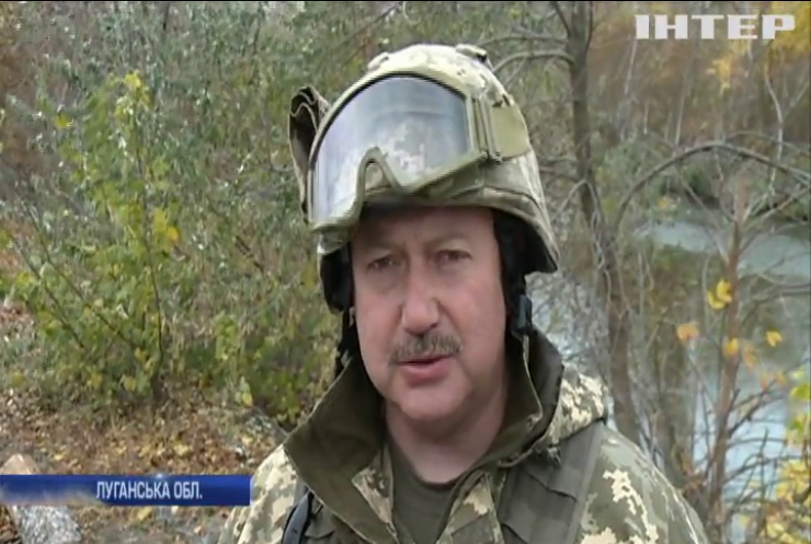 На Луганщині від куль снайперів постраждали українські військові